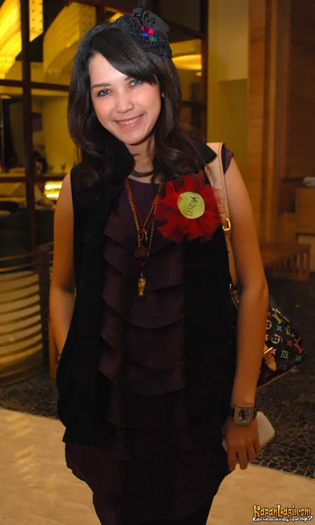 Foto Dinda Kanyadewi