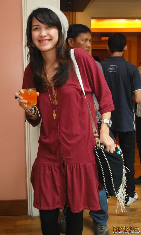 Foto Dinda Kanyadewi