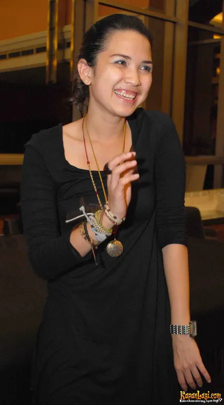 Foto Dinda Kanyadewi