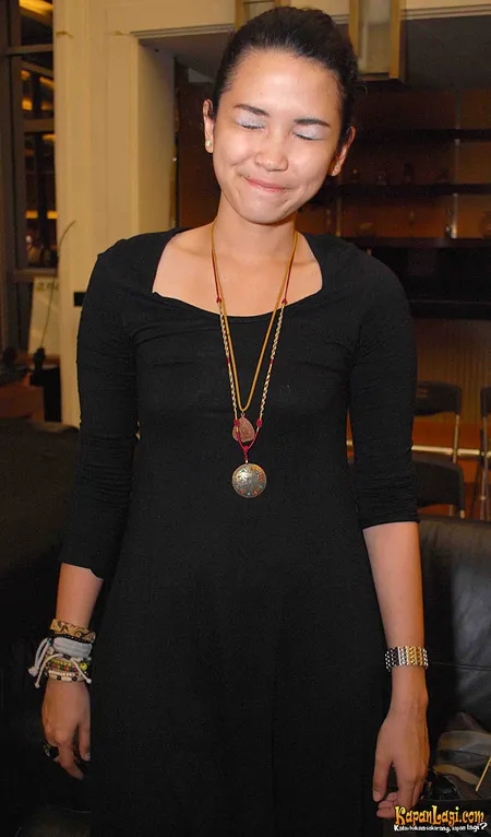 Foto Dinda Kanyadewi