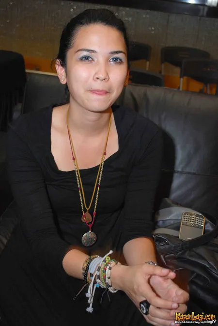 Foto Dinda Kanyadewi