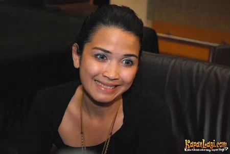 Foto Dinda Kanyadewi