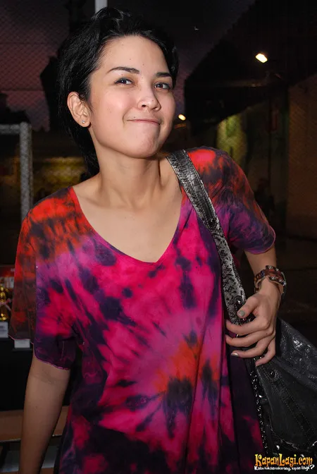 Foto Dinda Kanyadewi