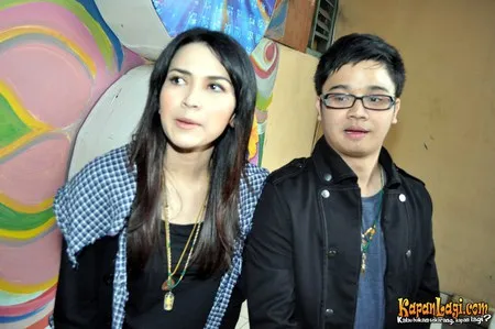 Foto Dinda Kanyadewi