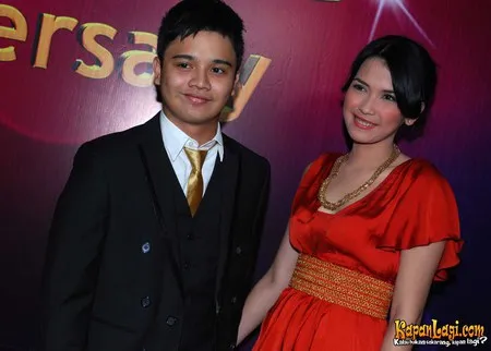 Foto Dinda Kanyadewi