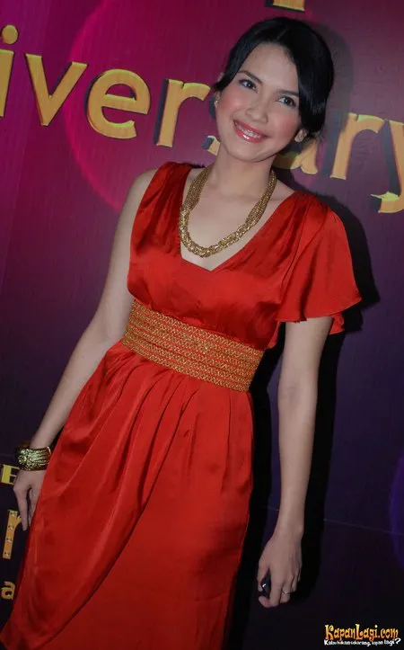 Foto Dinda Kanyadewi