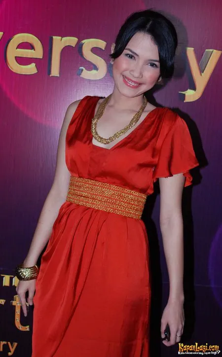 Foto Dinda Kanyadewi