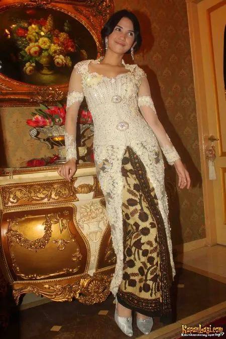 Foto Dinda Kanyadewi