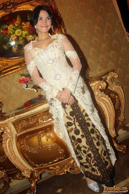 Foto Dinda Kanyadewi