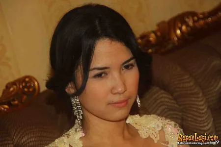 Foto Dinda Kanyadewi