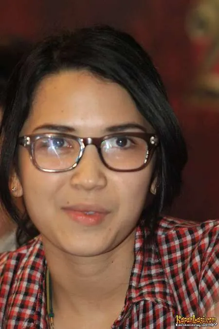 Foto Dinda Kanyadewi