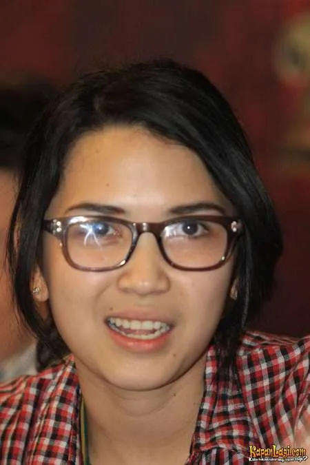 Foto Dinda Kanyadewi