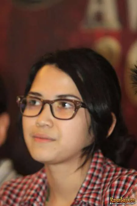 Foto Dinda Kanyadewi