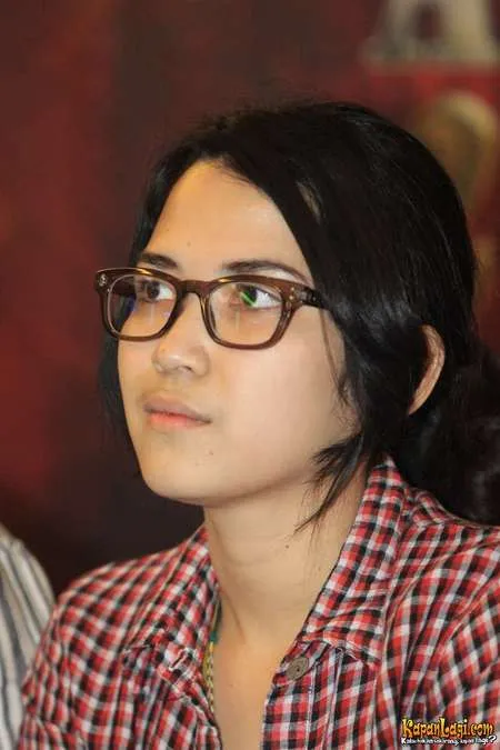 Foto Dinda Kanyadewi