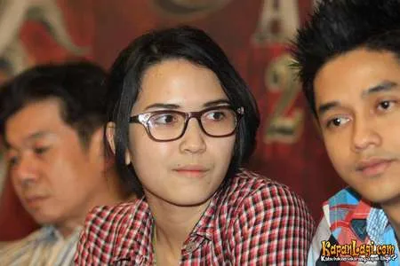 Foto Dinda Kanyadewi