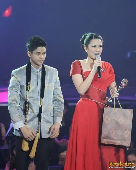 Foto Dinda Kanyadewi