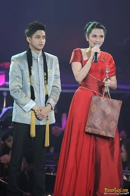 Foto Dinda Kanyadewi