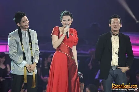 Foto Dinda Kanyadewi