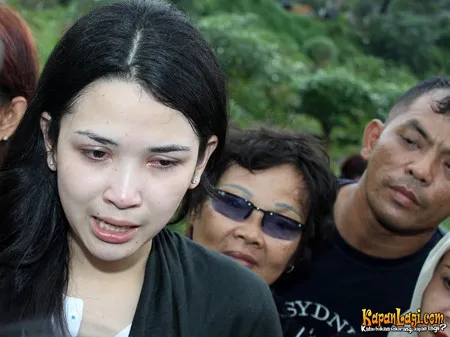 Foto Dinda Kanyadewi