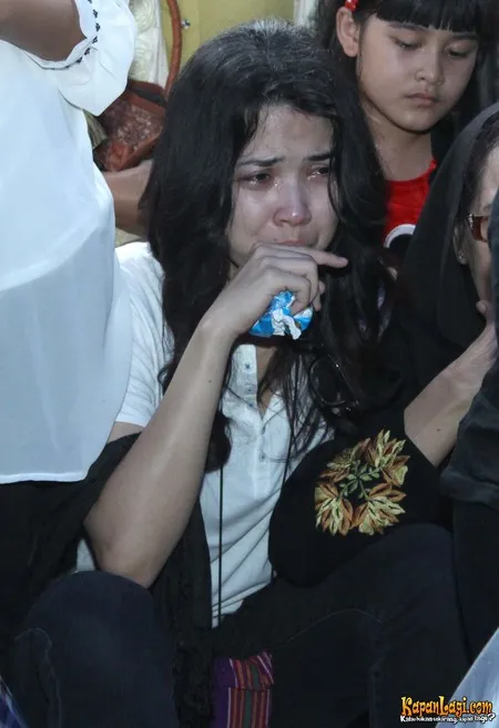 Foto Dinda Kanyadewi