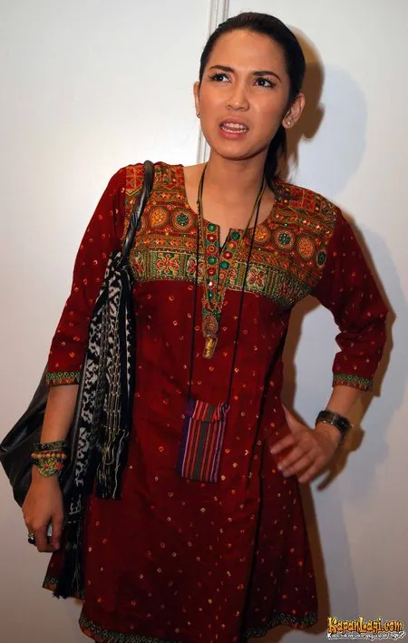 Foto Dinda Kanyadewi