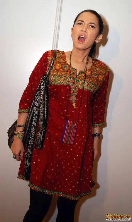 Foto Dinda Kanyadewi