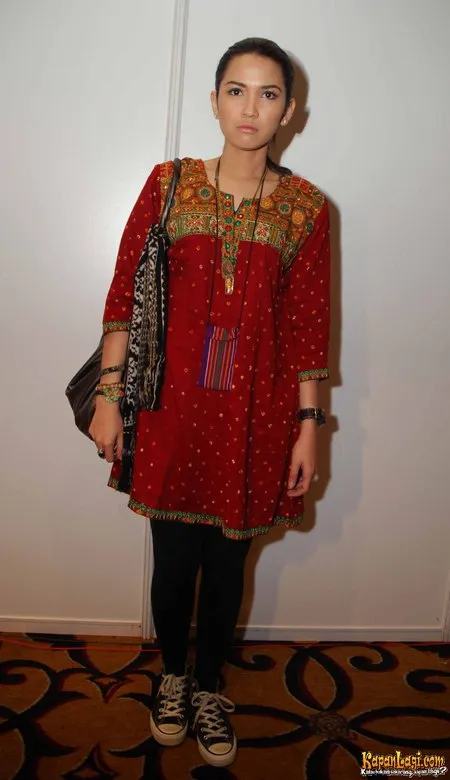 Foto Dinda Kanyadewi