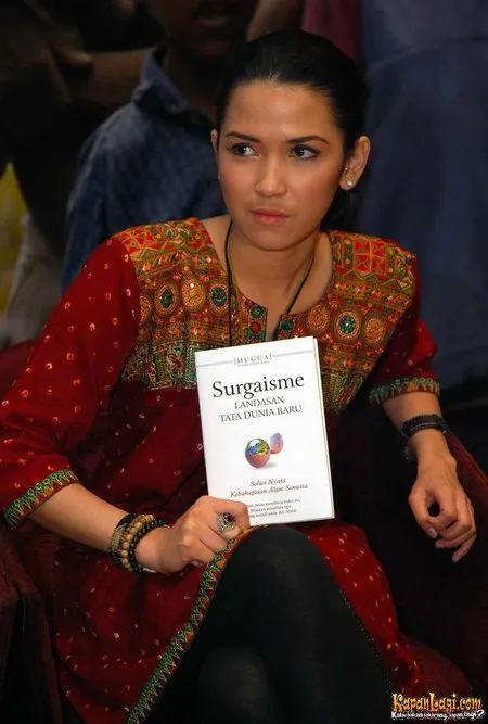 Foto Dinda Kanyadewi