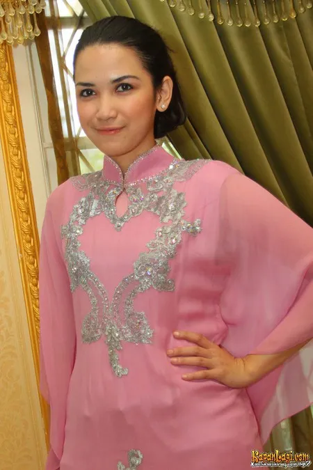 Foto Dinda Kanyadewi