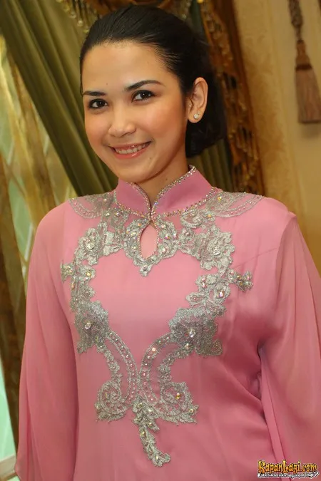 Foto Dinda Kanyadewi