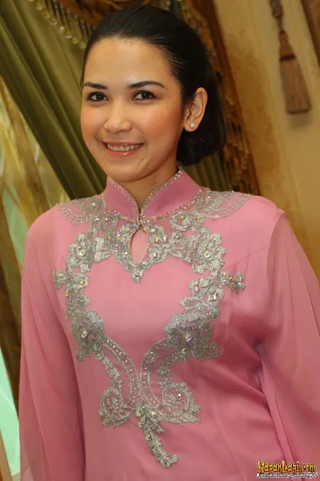 Foto Dinda Kanyadewi