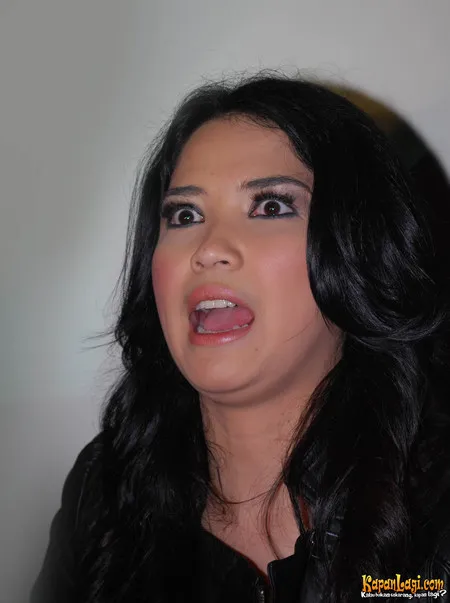 Foto Dinda Kanyadewi