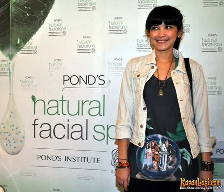 Foto Dinda Kanyadewi