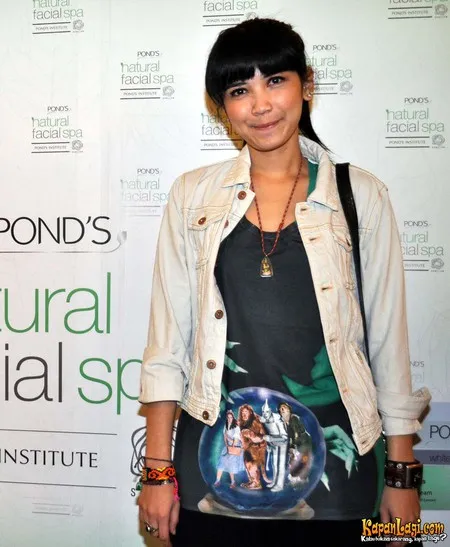 Foto Dinda Kanyadewi