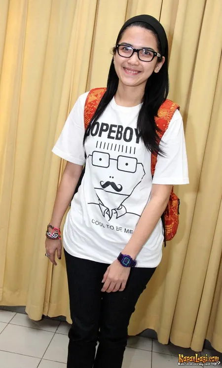 Foto Dinda Kanyadewi