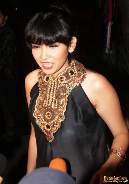 Foto Dinda Kanyadewi