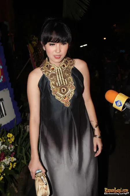 Foto Dinda Kanyadewi