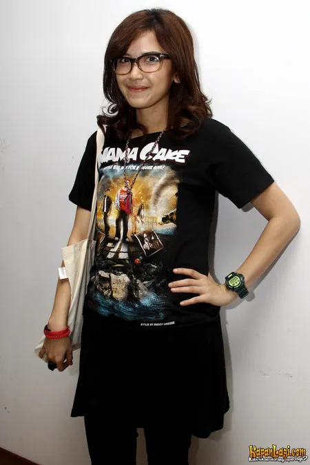 Foto Dinda Kanyadewi