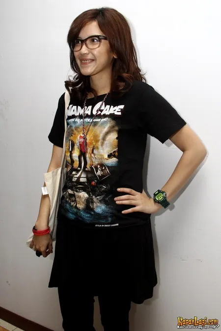 Foto Dinda Kanyadewi