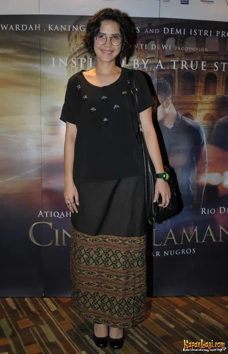 Foto Dinda Kanyadewi