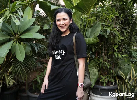 Foto Dinda Kanyadewi