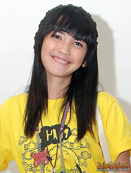 Foto Dinda Kanyadewi