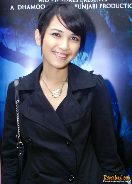 Foto Dinda Kanyadewi