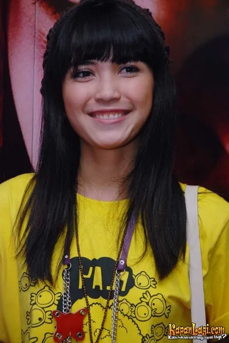 Foto Dinda Kanyadewi