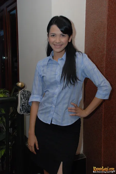 Foto Dinda Kanyadewi