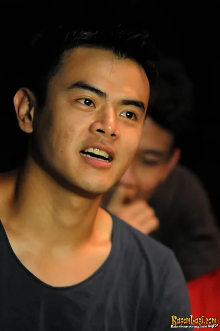 Foto Dion Wiyoko