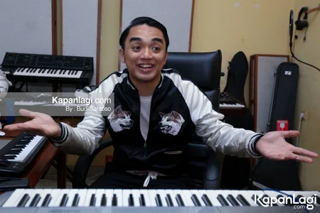 Foto Dipha Barus