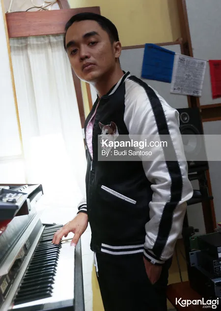 Foto Dipha Barus