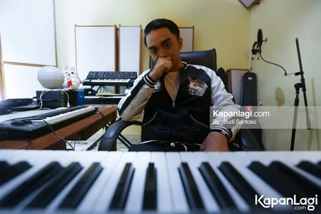 Foto Dipha Barus