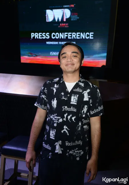 Foto Dipha Barus